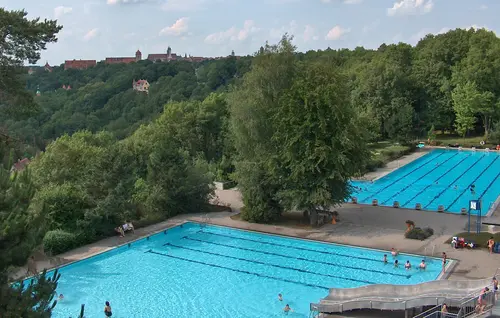 RothenburgMala piscina al aire libre en Rothenburg ob der Tauber